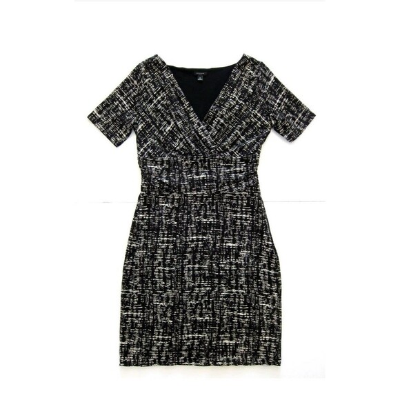Ann Taylor Black White Stretch V-Neck Short Sleeve Empire Sheath Dress Size 00P - Picture 1 of 11